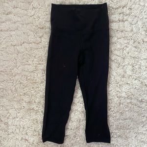 black size 12 ivivva crops